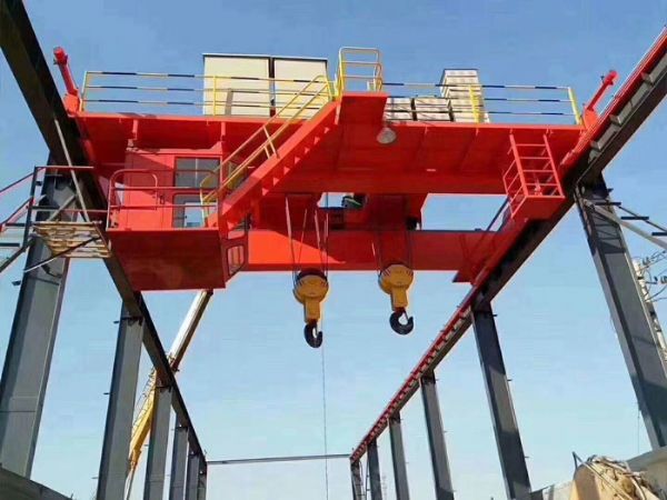 起重機的包養清洗內容不能